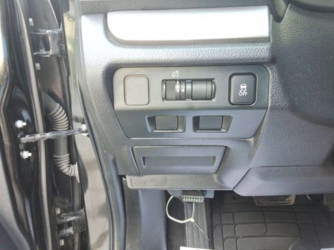 Used 2016 Subaru Forester 2.5i AWD/4WD image 20