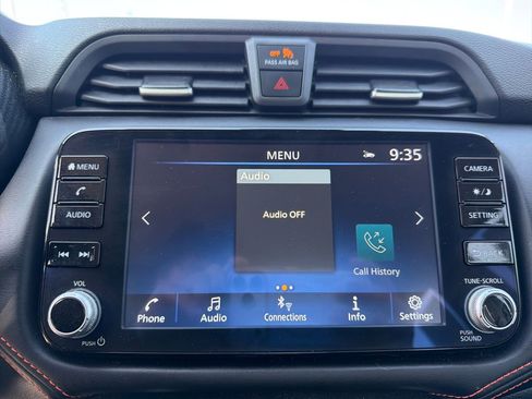 Used 2024 Nissan Versa SR w/ Trunk Package image 32