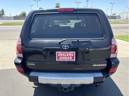 Used 2005 Toyota 4Runner SR5 RWD image 6