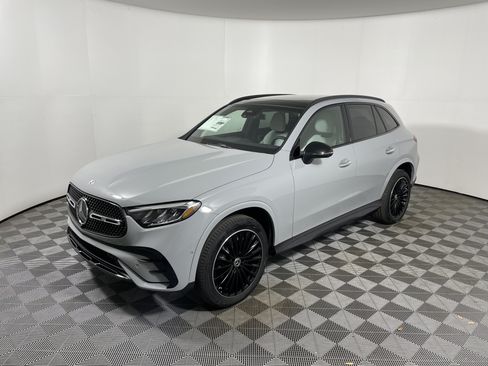 New 2026 Mercedes-Benz GLC 300 image 9