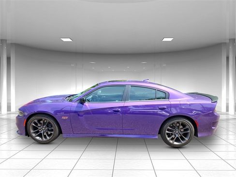 Used 2023 Dodge Charger Scat Pack w/ Technology Group image 5
