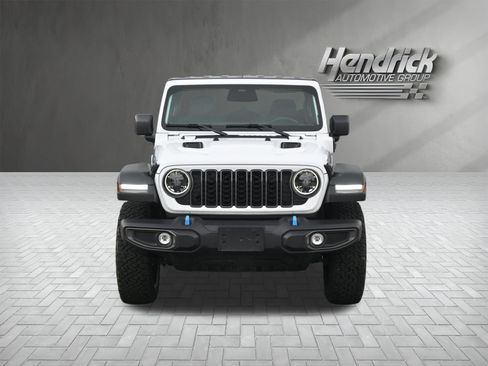 Used 2025 Jeep Wrangler Unlimited Rubicon 4xe w/ Safety Group AWD/4WD image 3