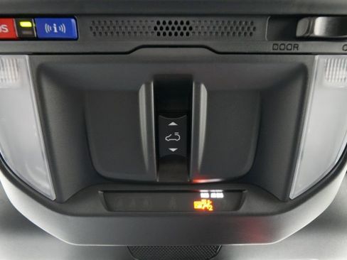 Used 2025 Subaru Forester Premium w/ Convenience Package #1 image 47