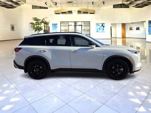 Certified 2025 INFINITI QX60 Luxe w/ Black Edition AWD/4WD image 8