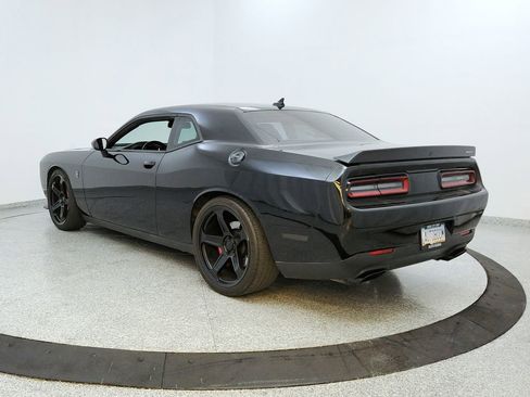 Used 2016 Dodge Challenger SRT Hellcat image 3