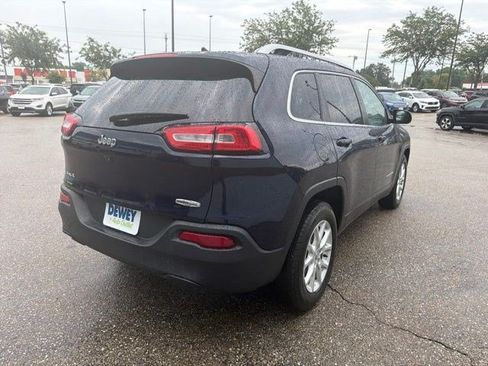 Used 2015 Jeep Cherokee Latitude AWD/4WD image 5