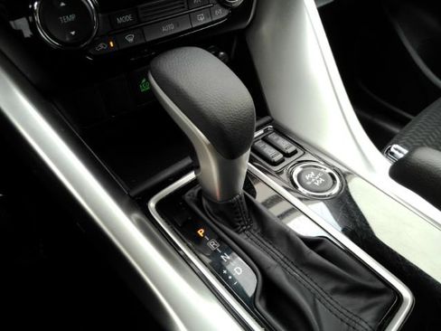 Used 2022 Chevrolet Colorado Z71 image 46