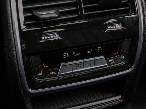 Used 2025 BMW X6 M Competition w/ Executive Package image 41