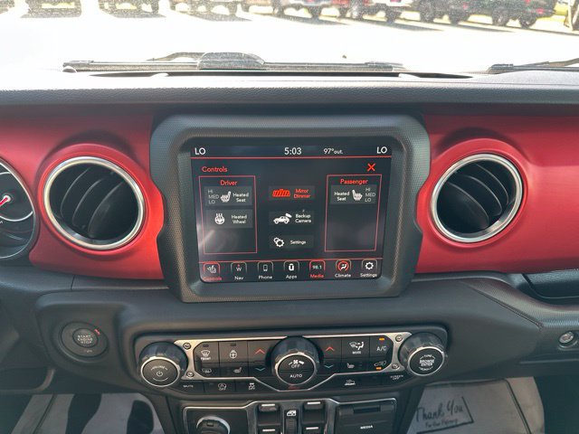 Used 2022 Jeep Wrangler Unlimited Rubicon w/ Cold Weather Group AWD/4WD image 26
