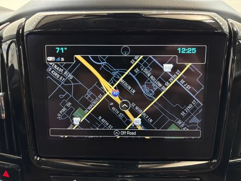 Used 2018 Chevrolet Traverse High Country AWD/4WD image 23