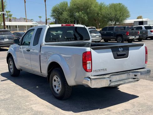Used 2013 Nissan Frontier S RWD image 6