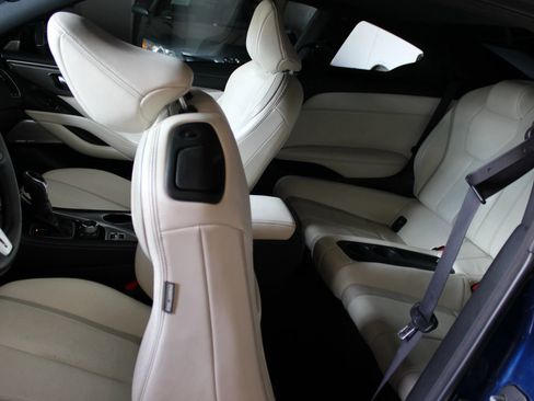 Used 2017 INFINITI Q60 3.0t w/ Premium Plus Package 3.0T image 21