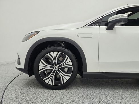 Certified 2026 Mercedes-Benz EQE 320 4MATIC SUV image 17