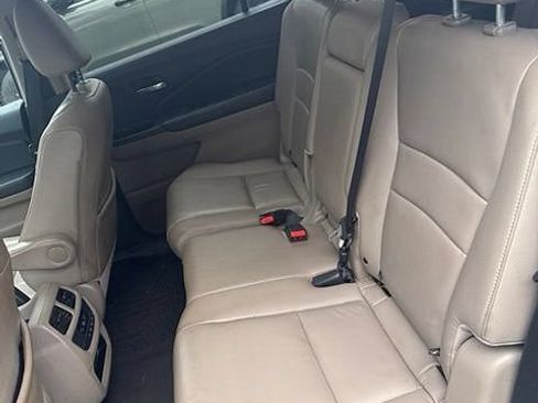 Used 2018 Honda Pilot EX-L image 7