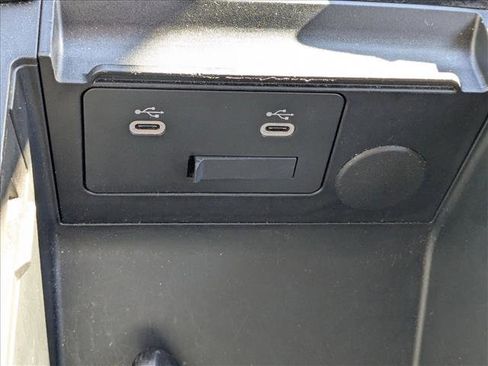 Used 2024 MAZDA MAZDA3 s image 13