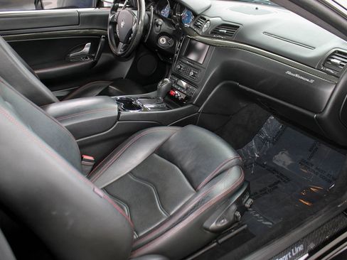 Used 2012 Maserati GranTurismo S RWD image 18