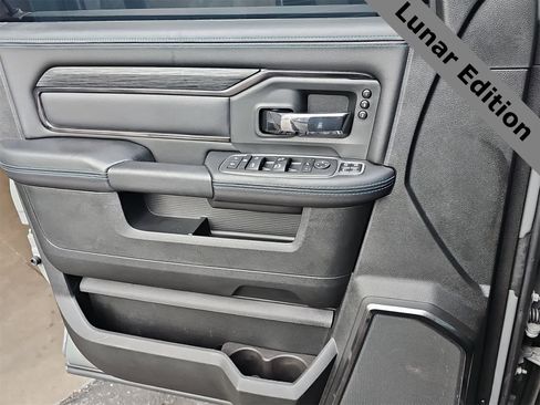 Used 2024 RAM 2500 Rebel w/ Towing Technology Group image 28