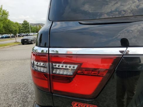 Certified 2021 Nissan Armada SL w/ Captain's Chairs Package RWD image 15