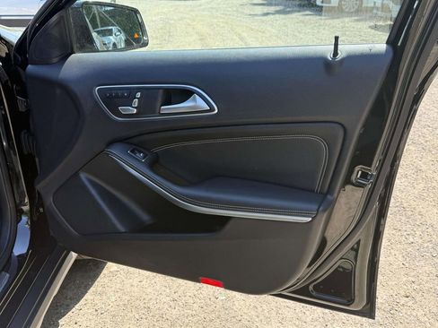 Used 2019 Mercedes-Benz GLA 250 image 7