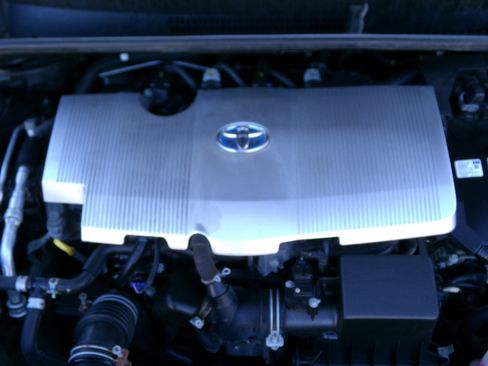 Used 2016 Toyota Prius Two image 19