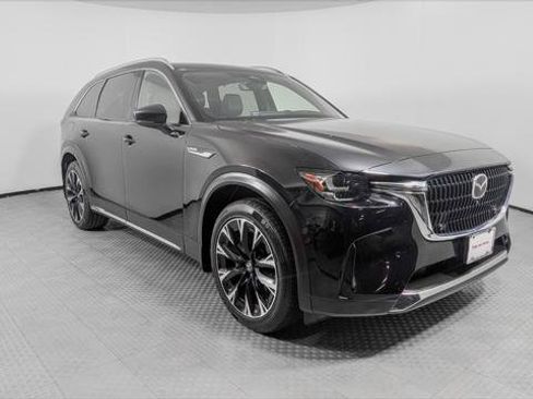 Used 2024 MAZDA CX-90 Plug-In Hybrid w/ Premium Plus AWD/4WD image 11