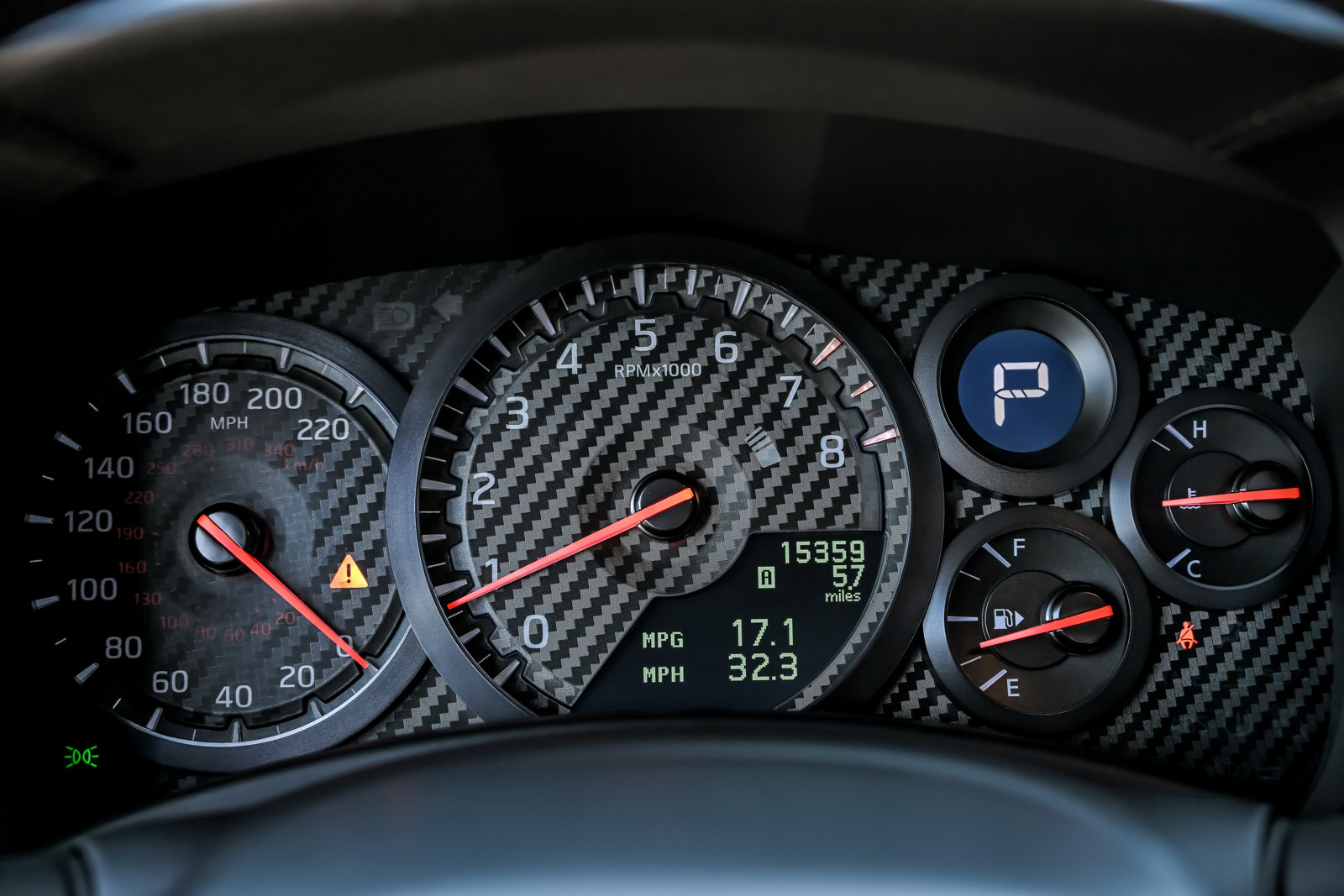 Used 2024 Nissan GT-R Premium w/ Premium Interior Package AWD/4WD image 32