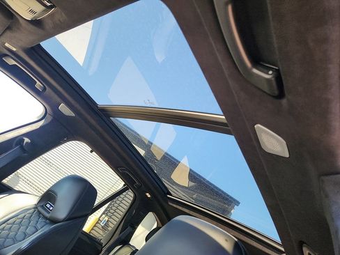 Used 2021 BMW X5 M w/ Competition Package image 12