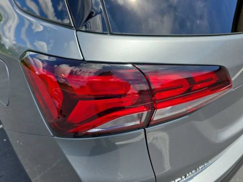 Used 2023 Chevrolet Equinox LT FWD image 37