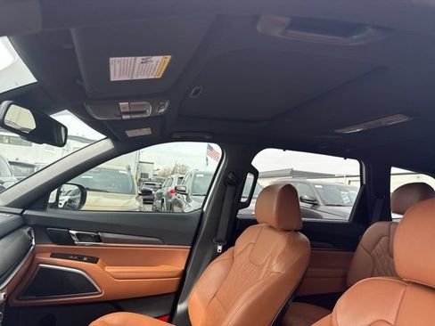 Used 2023 Kia Telluride EX X-Line AWD/4WD image 11