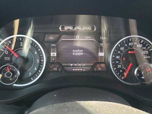 Used 2020 RAM 1500 Big Horn AWD/4WD image 33