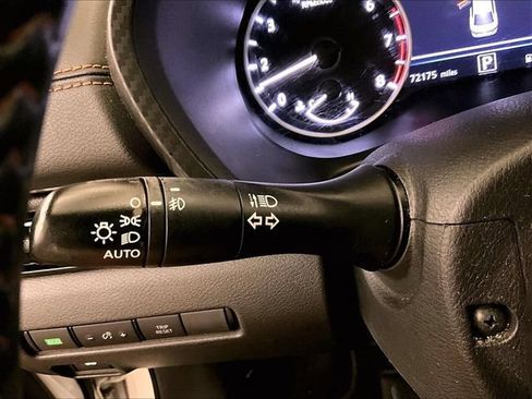 Used 2020 Nissan Sentra SR w/ Lighting Package FWD image 30