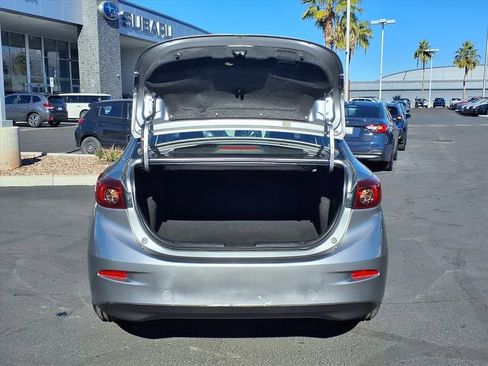 Used 2015 MAZDA MAZDA3 i SV image 14