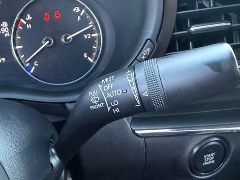 Used 2023 MAZDA MAZDA3 s FWD image 37