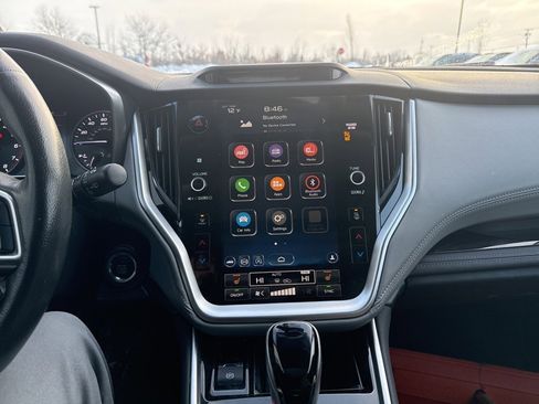 Used 2020 Subaru Outback Limited image 10