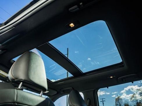 Used 2024 Mitsubishi Outlander SEL image 5