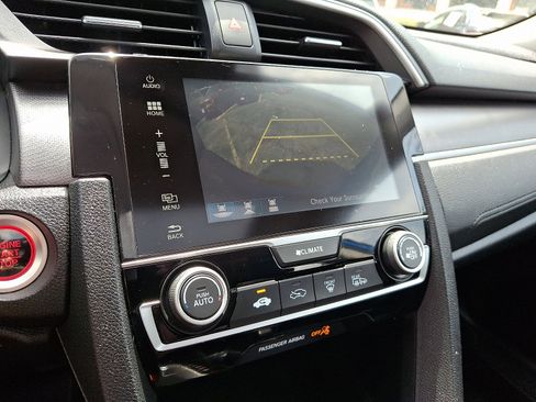 Certified 2018 Honda Civic EX image 24