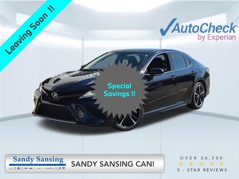 Used 2020 Toyota Camry XSE FWD image 1