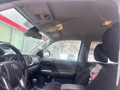 Used 2023 Toyota Tacoma SR5 image 23