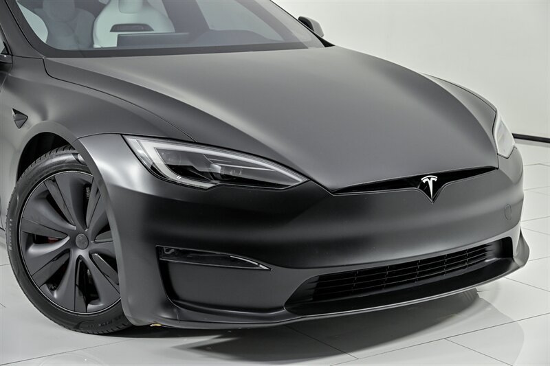 Used 2025 Tesla Model S Plaid AWD/4WD image 2