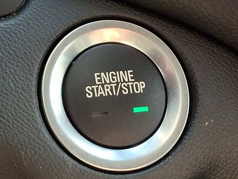 Certified 2023 Chevrolet Equinox LT image 23