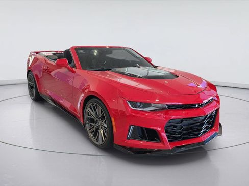 Used 2022 Chevrolet Camaro ZL1 RWD image 3