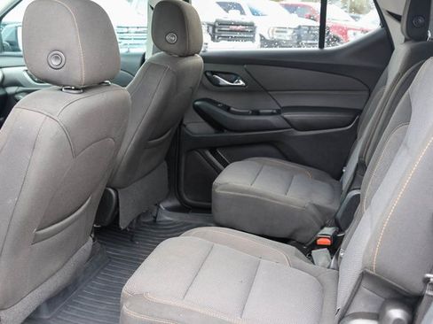 Used 2018 Chevrolet Traverse LT w/ LPO, Cargo Package image 12