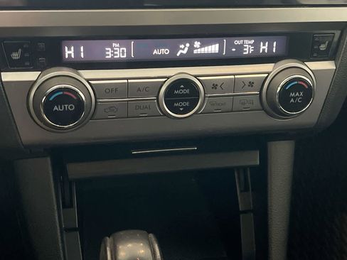 Used 2016 Subaru Outback 2.5i Premium image 19