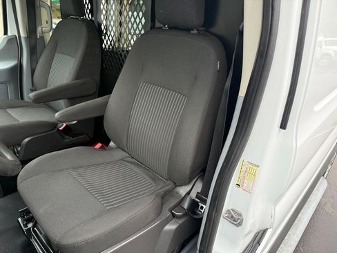 Used 2017 Ford Transit 250 130 Low Roof w/ Exterior Upgrade Package RWD image 18