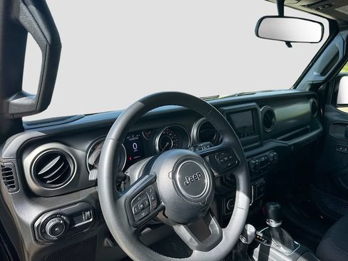 Used 2023 Jeep Wrangler Sport AWD/4WD image 11