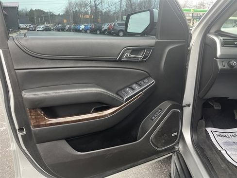 Used 2017 Chevrolet Tahoe LT image 18