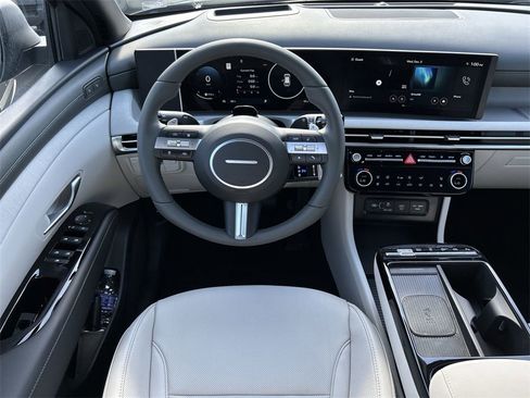 New 2026 Hyundai Tucson Limited image 4