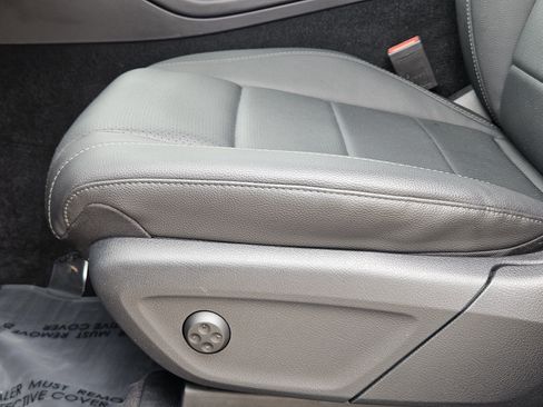 Certified 2025 Mercedes-Benz GLE 350 4MATIC image 16