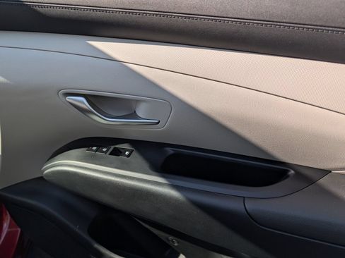 Used 2025 Hyundai Tucson SEL FWD image 23