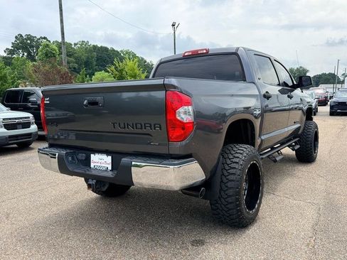 Used 2019 Toyota Tundra SR5 AWD/4WD image 5